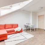 Central Cool Apt With Terrace - Leg11
