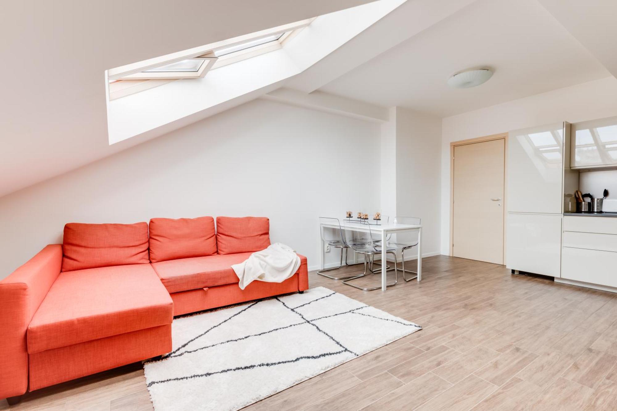 Cool With Terrace - Leg11 Apartment *